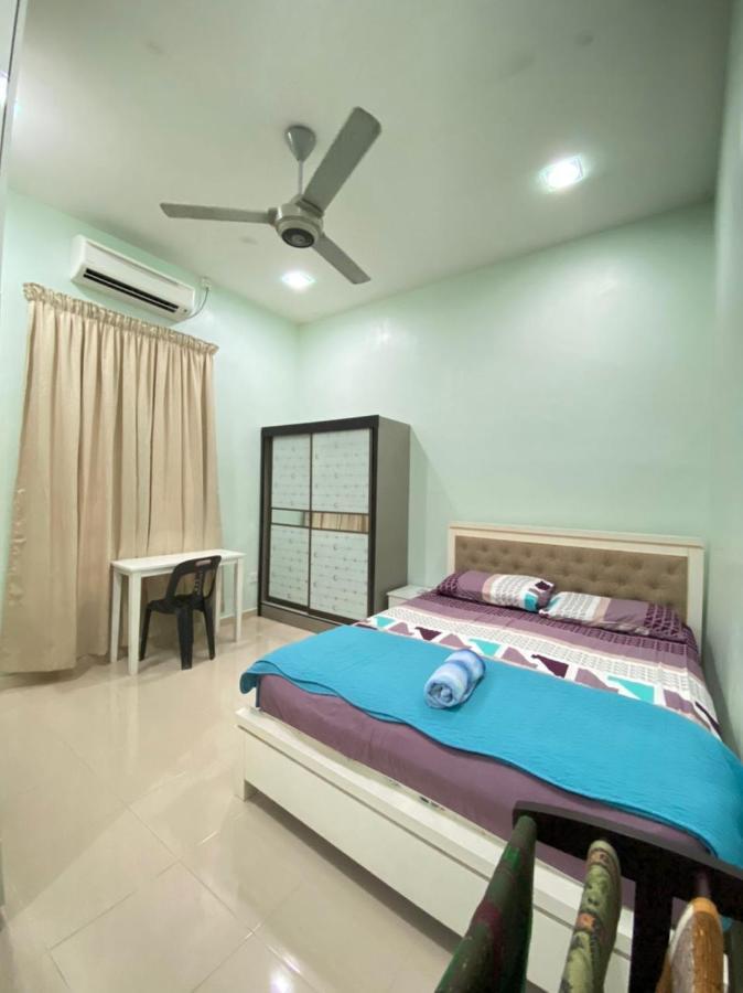 Family Homestay Kuala Terengganu Ngoại thất bức ảnh
