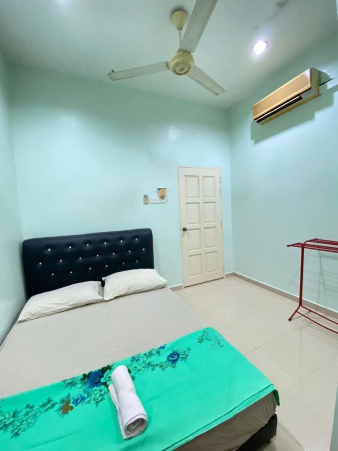 Family Homestay Kuala Terengganu Ngoại thất bức ảnh